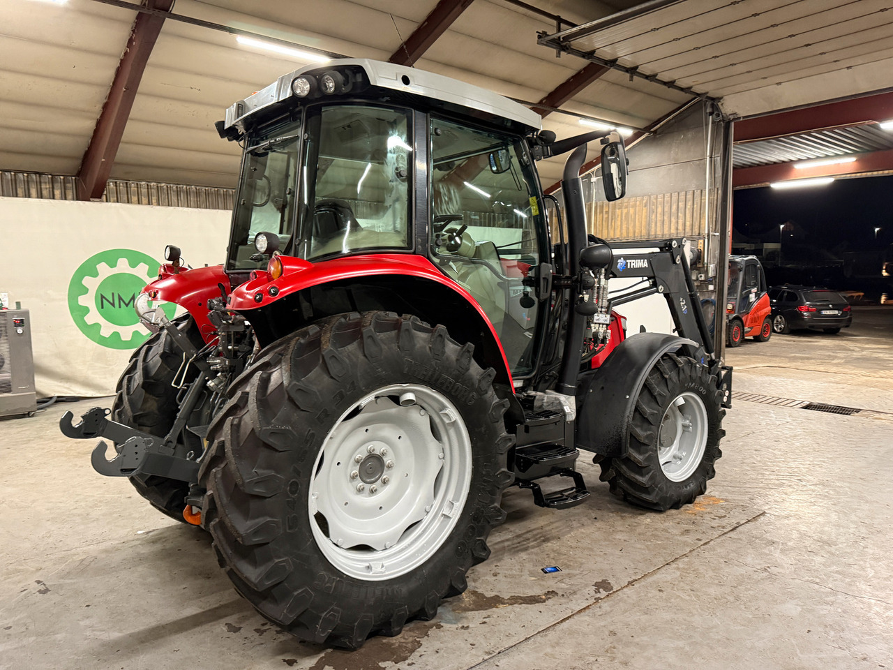 Massey Ferguson 5712 SL Dyna4 - Tractor: afbeelding 5 Massey Ferguson 5712 SL Dyna4 - Tractor: afbeelding 5
