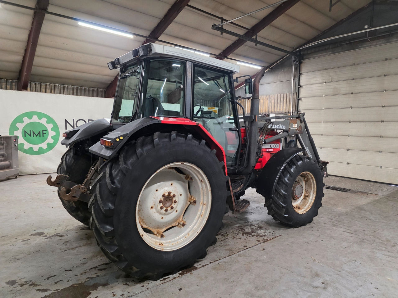 Massey Ferguson 6180 - Tractor: afbeelding 5 Massey Ferguson 6180 - Tractor: afbeelding 5