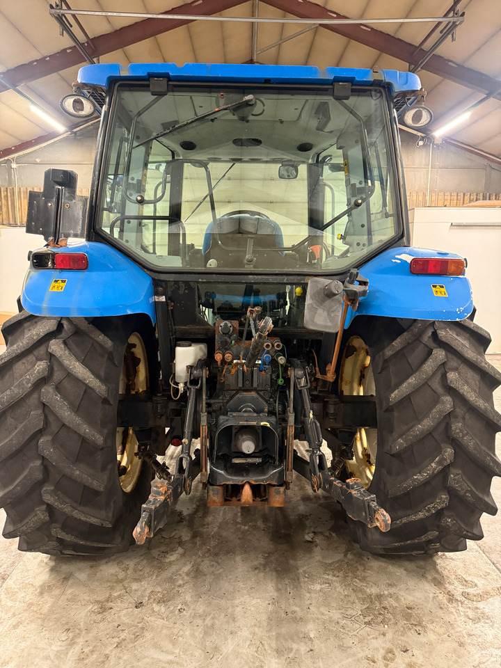 New Holland T5060 - Tractor: afbeelding 4 New Holland T5060 - Tractor: afbeelding 4