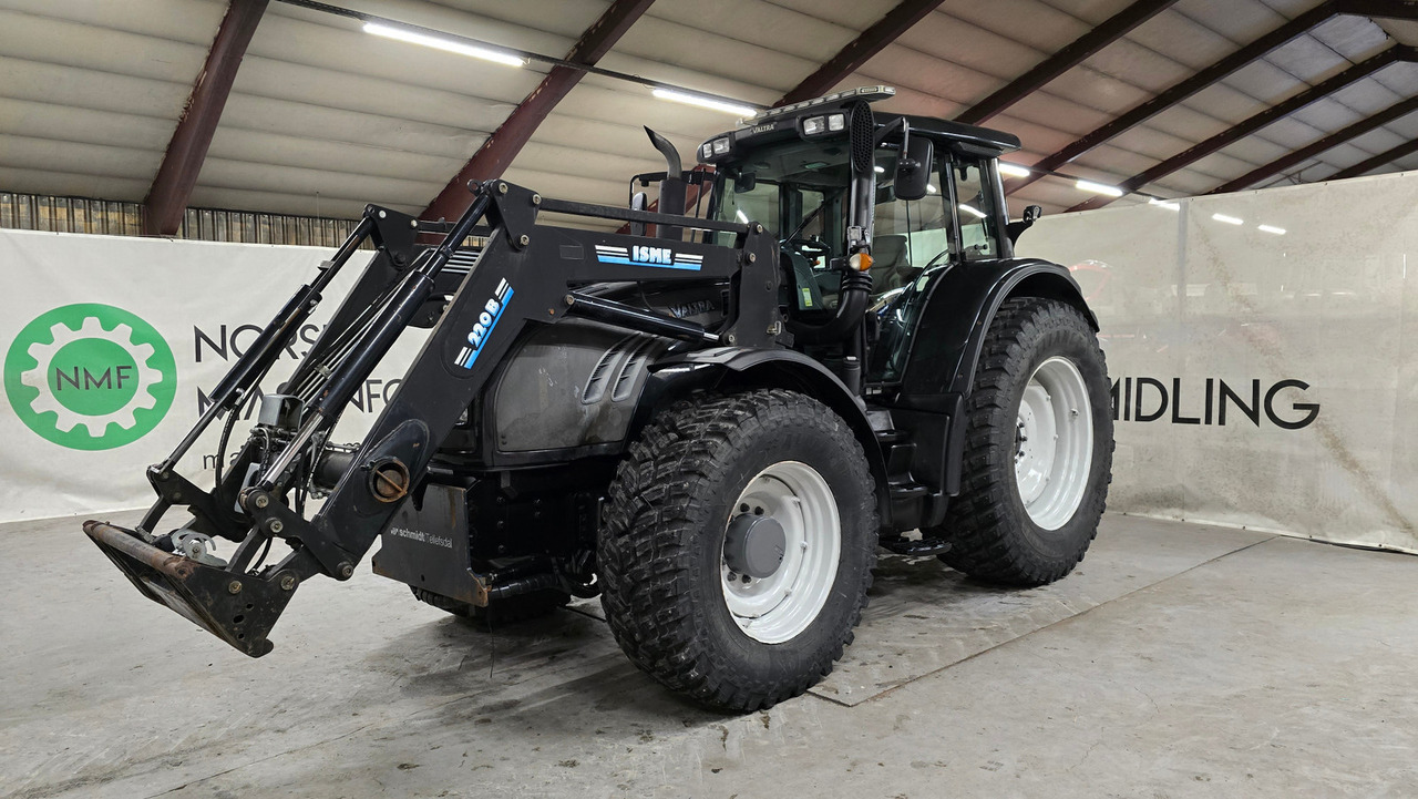 Valtra T182 - Tractor: afbeelding 1 Valtra T182 - Tractor: afbeelding 1