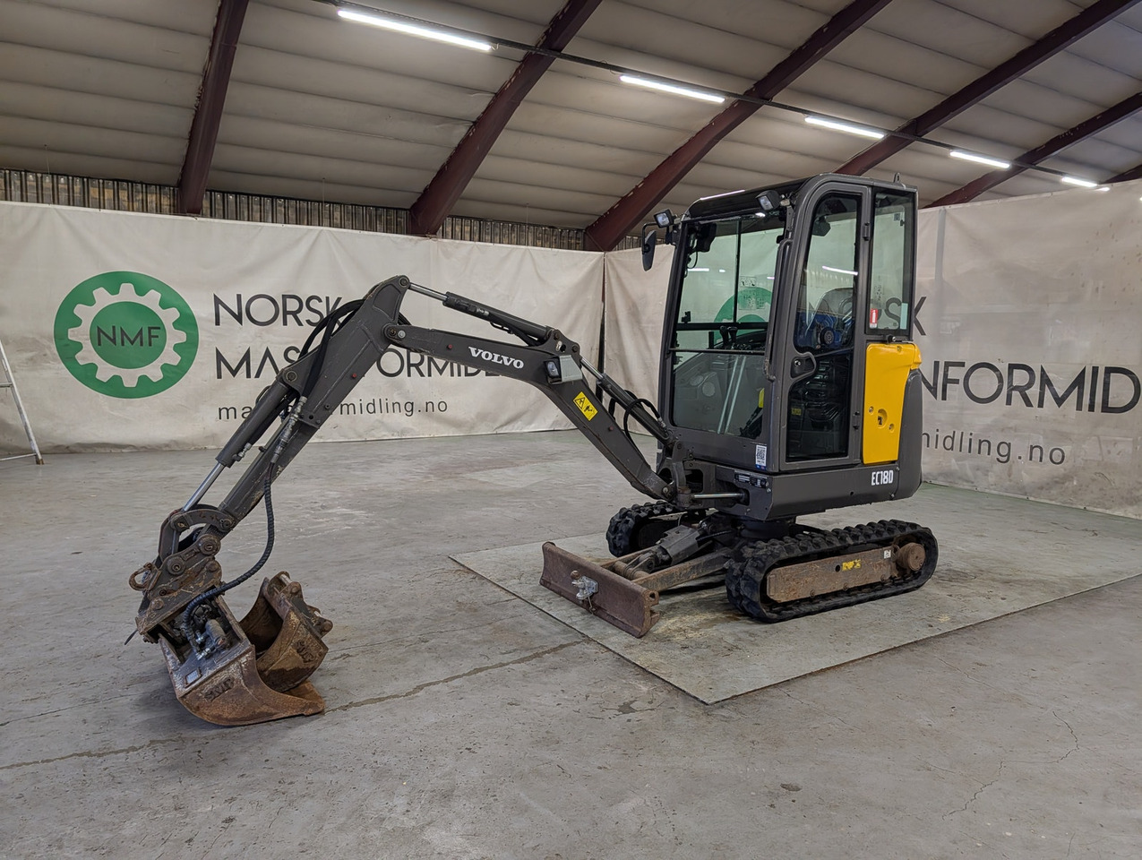 Volvo ECR18D - Minigraafmachine: afbeelding 1 Volvo ECR18D - Minigraafmachine: afbeelding 1