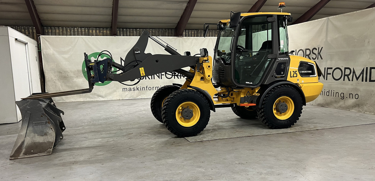 Volvo JL25H - Wiellader: afbeelding 1 Volvo JL25H - Wiellader: afbeelding 1