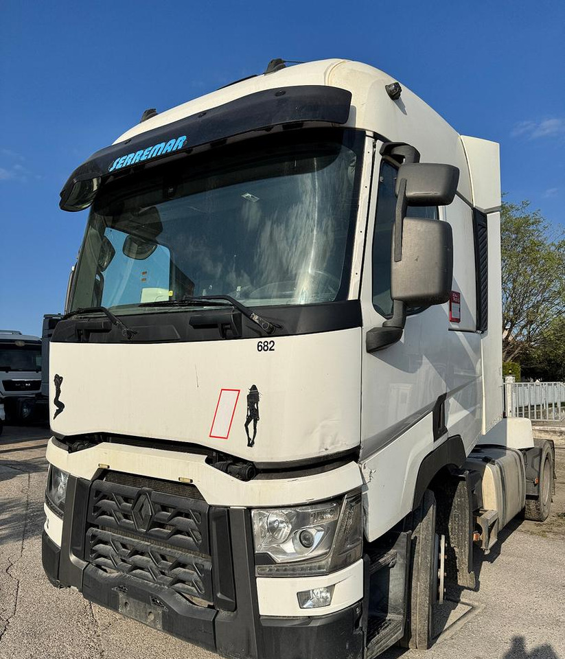 Renault T460 / 2015 / Euro 6 - Trekker: afbeelding 2 Renault T460 / 2015 / Euro 6 - Trekker: afbeelding 2