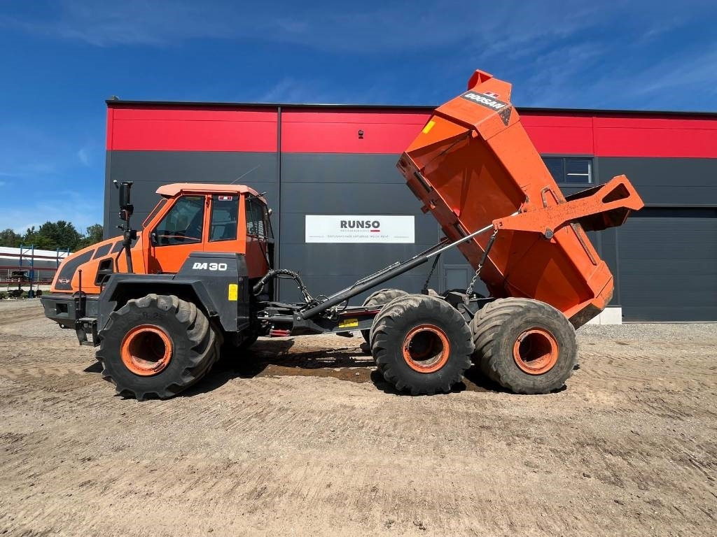 Doosan DA 30 - Kiepwagen met knikbesturing: afbeelding 4 Doosan DA 30 - Kiepwagen met knikbesturing: afbeelding 4