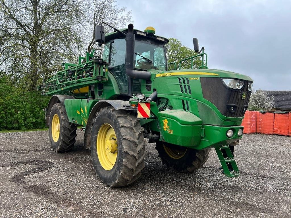 John Deere R4040i - Zelfrijdende veldspuit: afbeelding 2 John Deere R4040i - Zelfrijdende veldspuit: afbeelding 2