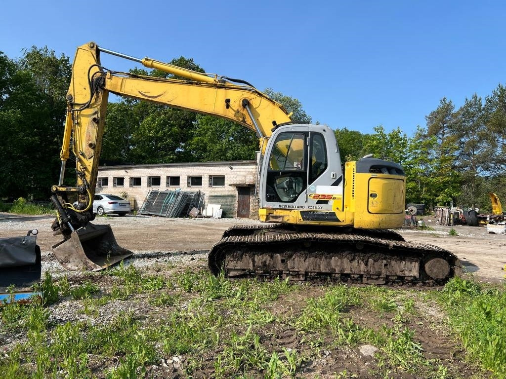 NEW HOLLAND KOBELCO E235BSRLC-2 - Rupsgraafmachine: afbeelding 5 NEW HOLLAND KOBELCO E235BSRLC-2 - Rupsgraafmachine: afbeelding 5