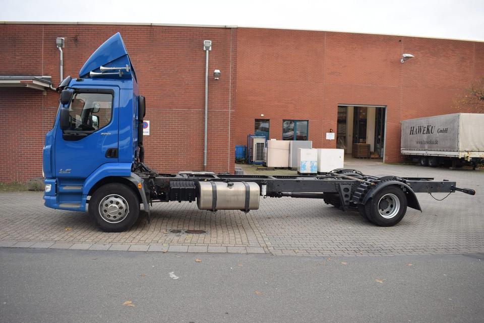 DAF LF 280 Fahrgestell Klima Navi 8-Gang ACC AHK - Chassis vrachtwagen: afbeelding 3 DAF LF 280 Fahrgestell Klima Navi 8-Gang ACC AHK - Chassis vrachtwagen: afbeelding 3