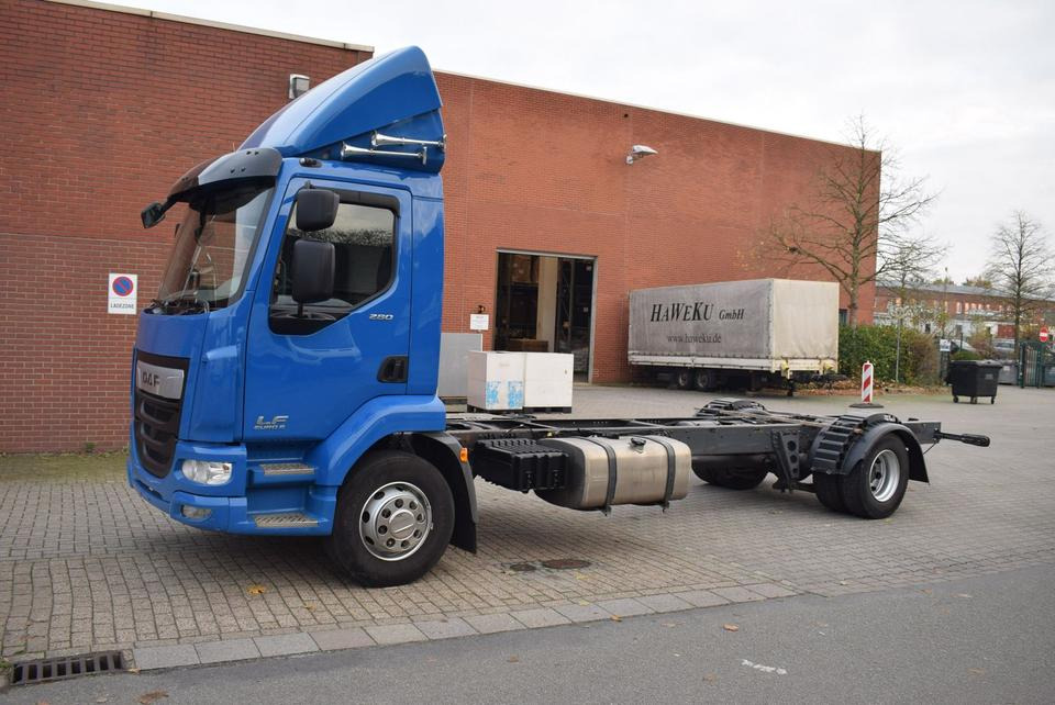 DAF LF 280 Fahrgestell Klima Navi 8-Gang ACC AHK - Chassis vrachtwagen: afbeelding 2 DAF LF 280 Fahrgestell Klima Navi 8-Gang ACC AHK - Chassis vrachtwagen: afbeelding 2