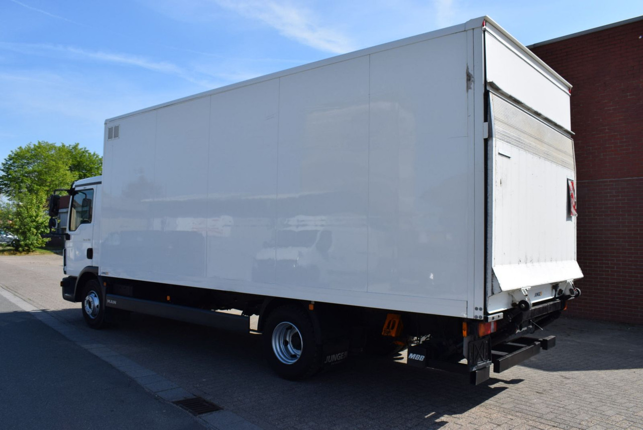 MAN TGL 8.180 Kühlkoffer 6,20mLBW 1000KG Klima - Koelwagen: afbeelding 4 MAN TGL 8.180 Kühlkoffer 6,20mLBW 1000KG Klima - Koelwagen: afbeelding 4