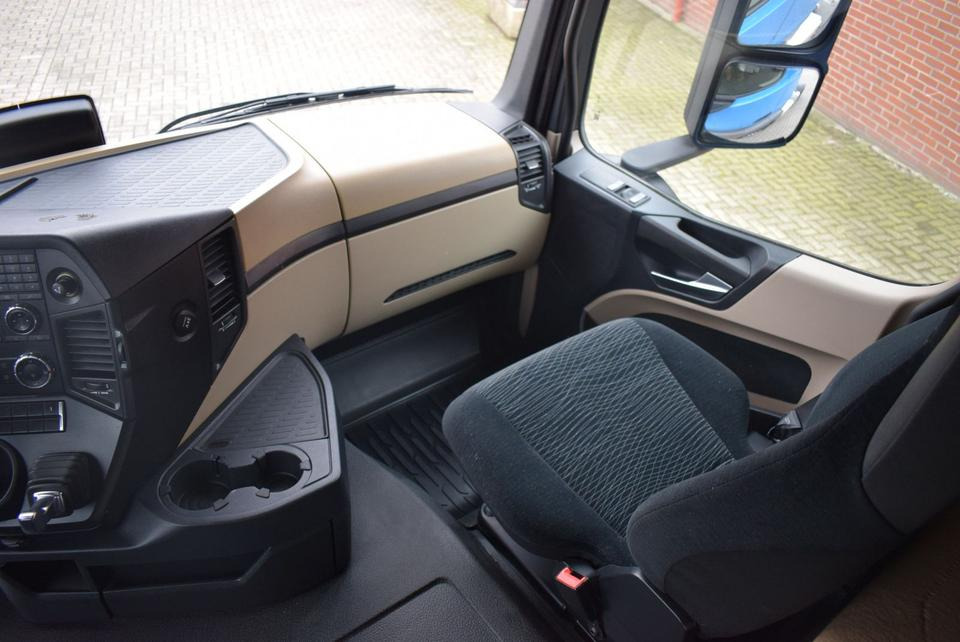 Trekker Mercedes-Benz Actros 1843 Stream Space Kipphydraulik Klima: afbeelding 20