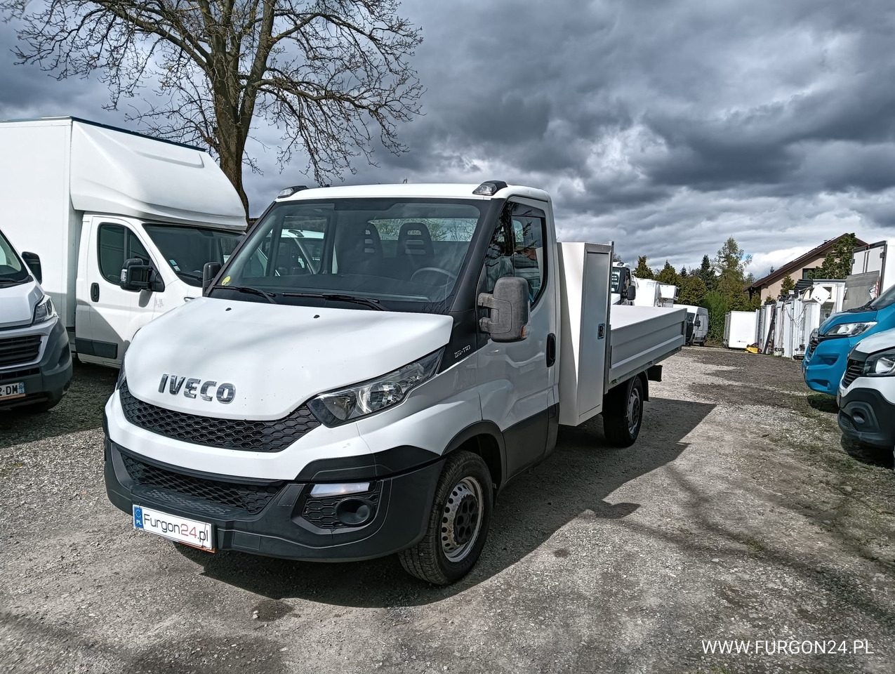 IVECO DAILY 35S11 SKRZYNIA PAKA SKRZYNKA NARZĘDZIOWA NR 727 - Bestelwagen open laadbak: afbeelding 1 IVECO DAILY 35S11 SKRZYNIA PAKA SKRZYNKA NARZĘDZIOWA NR 727 - Bestelwagen open laadbak: afbeelding 1