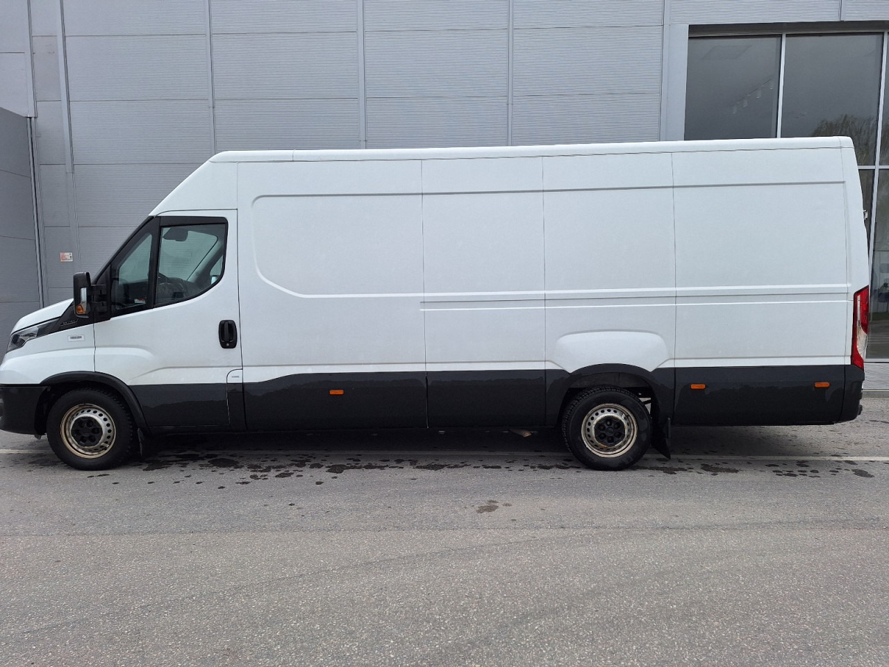 Gesloten bestelwagen IVECO Daily ne postoji: afbeelding 10