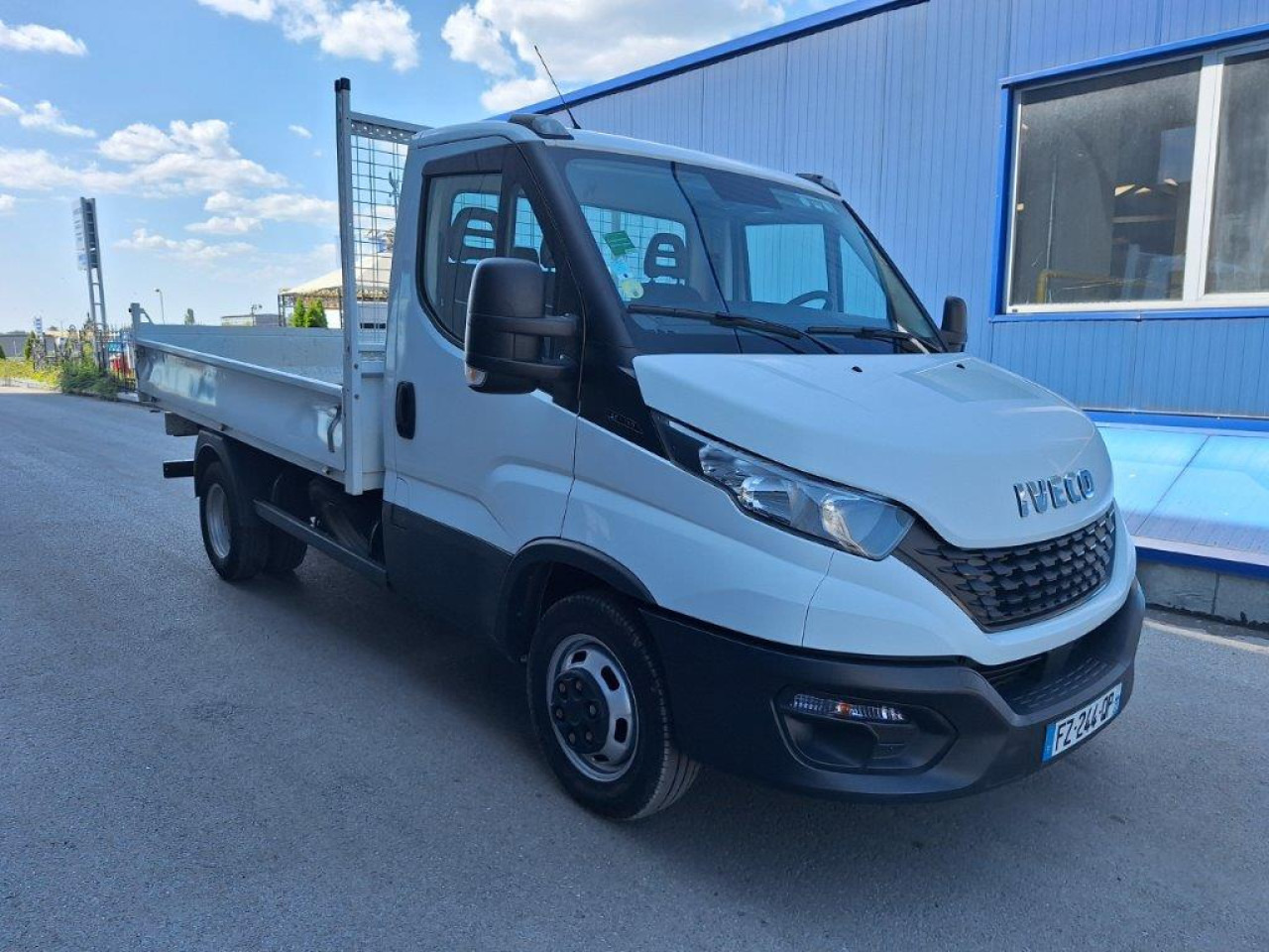IVECO Daily 35C14 tipper - Kipper bestelwagen: afbeelding 3 IVECO Daily 35C14 tipper - Kipper bestelwagen: afbeelding 3