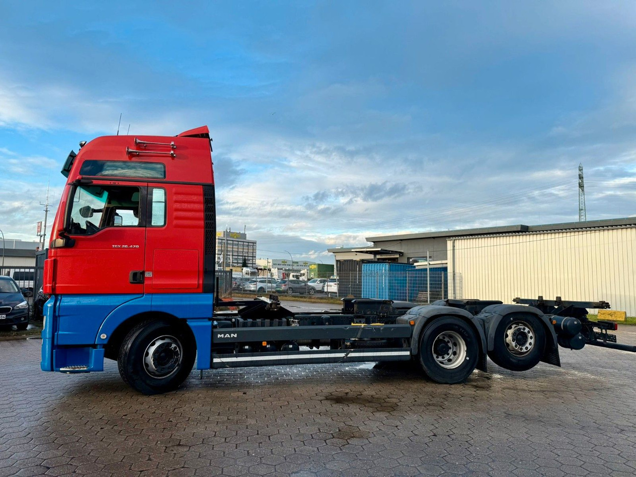 MAN TGX 26.470 XXL 6x2 BDF+Retarter +Standklima - Containertransporter/ Wissellaadbak vrachtwagen: afbeelding 3 MAN TGX 26.470 XXL 6x2 BDF+Retarter +Standklima - Containertransporter/ Wissellaadbak vrachtwagen: afbeelding 3