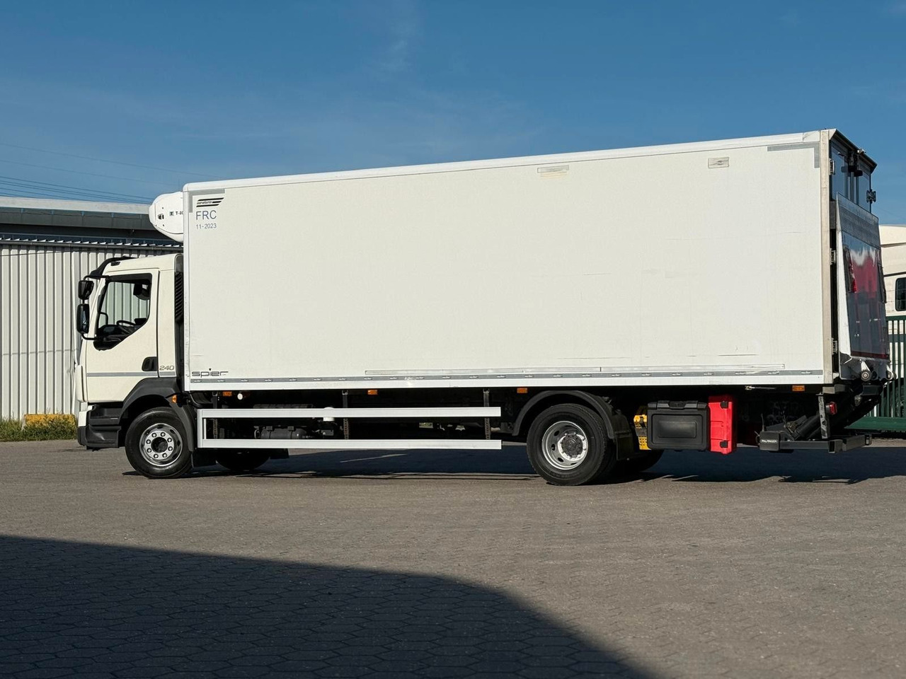 Volvo FL 42 R 240 +Thermoking T-880R+Kamera - Koelwagen vrachtwagen: afbeelding 5 Volvo FL 42 R 240 +Thermoking T-880R+Kamera - Koelwagen vrachtwagen: afbeelding 5