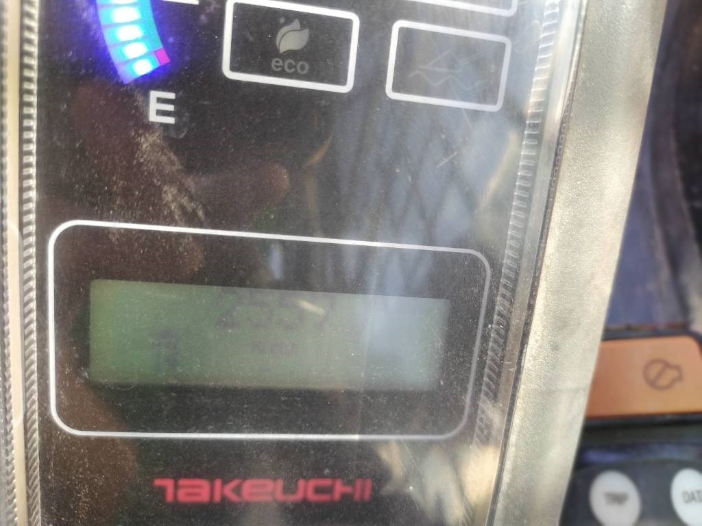 Takeuchi TL 8 - Schranklader: afbeelding 5 Takeuchi TL 8 - Schranklader: afbeelding 5