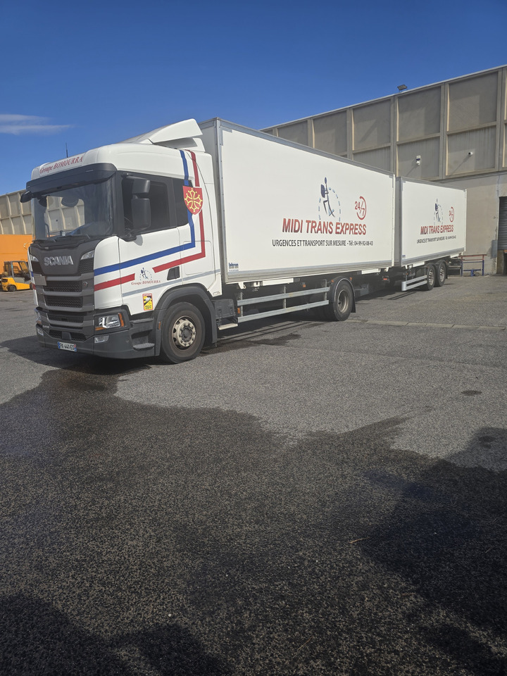 SCANIA R 450 - Containertransporter/ Wissellaadbak vrachtwagen: afbeelding 3 SCANIA R 450 - Containertransporter/ Wissellaadbak vrachtwagen: afbeelding 3