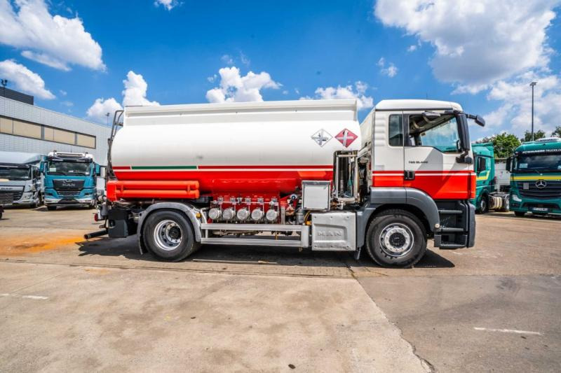 MAN TGS 18.400 // CUVE ALU MAGYAR 13.500L + 5 COMP - Tankwagen: afbeelding 3 MAN TGS 18.400 // CUVE ALU MAGYAR 13.500L + 5 COMP - Tankwagen: afbeelding 3