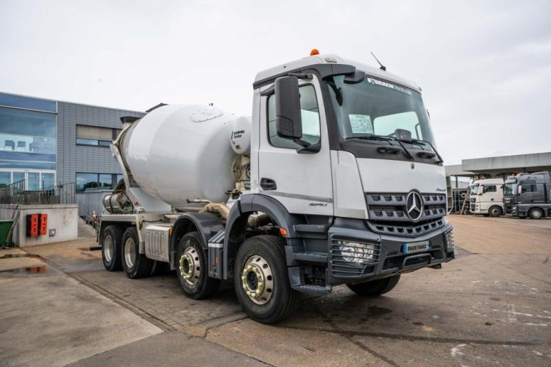 Mercedes AROCS 3240 + STETTER 9m3 - Betonmixer: afbeelding 2 Mercedes AROCS 3240 + STETTER 9m3 - Betonmixer: afbeelding 2