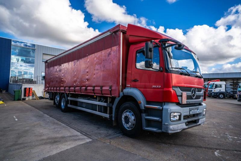 Mercedes AXOR 2533 -MP3+DHOLLANDIA 2.5T - Schuifzeilen vrachtwagen: afbeelding 2 Mercedes AXOR 2533 -MP3+DHOLLANDIA 2.5T - Schuifzeilen vrachtwagen: afbeelding 2
