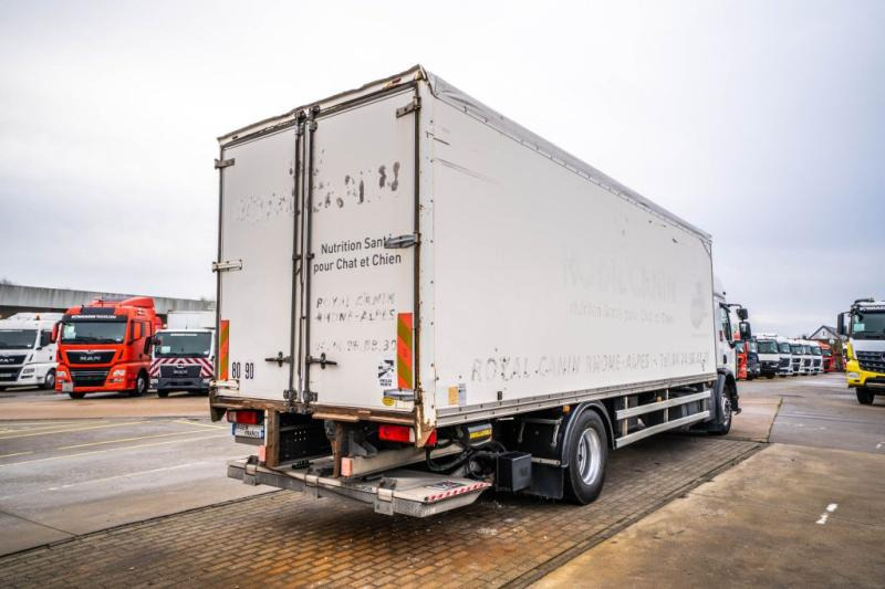 Renault D 19 280 WIDE + DHOLLANDIA 3 T. - Bakwagen: afbeelding 5 Renault D 19 280 WIDE + DHOLLANDIA 3 T. - Bakwagen: afbeelding 5