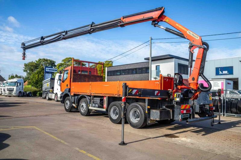 Renault KERAX 380DXI+E5+PK18TM/4EXT - Vrachtwagen met open laadbak, Kraanwagen: afbeelding 4 Renault KERAX 380DXI+E5+PK18TM/4EXT - Vrachtwagen met open laadbak, Kraanwagen: afbeelding 4