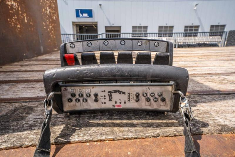 Vrachtwagen met open laadbak, Kraanwagen Renault LANDER 340 DXI-6X4+HIAB 14 T/m/3xhydr.: afbeelding 8 Vrachtwagen met open laadbak, Kraanwagen Renault LANDER 340 DXI-6X4+HIAB 14 T/m/3xhydr.: afbeelding 8