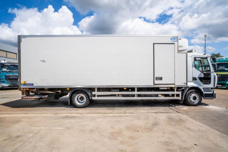Renault MIDLUM 220 DXI (16t)+CARRIER+DHOLLANDIA +CARRIER - Koelwagen vrachtwagen: afbeelding 3 Renault MIDLUM 220 DXI (16t)+CARRIER+DHOLLANDIA +CARRIER - Koelwagen vrachtwagen: afbeelding 3