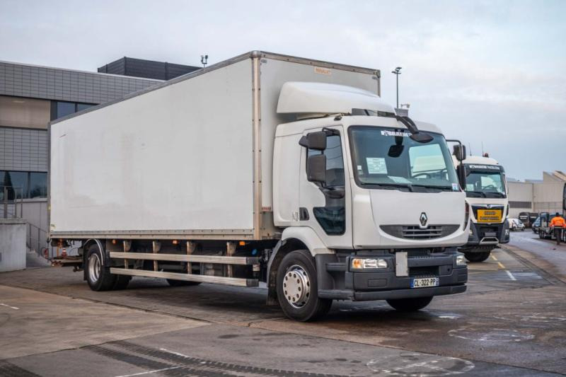 Renault MIDLUM 270 DXI - Bakwagen: afbeelding 2 Renault MIDLUM 270 DXI - Bakwagen: afbeelding 2