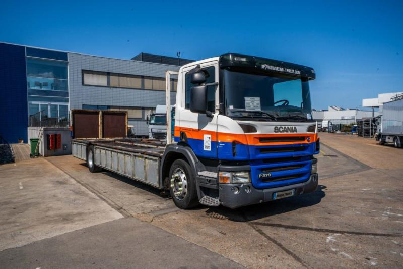 Scania P 270 (19T)- PORTE GAZ /10 PALETTES - Vrachtwagen met open laadbak: afbeelding 2 Scania P 270 (19T)- PORTE GAZ /10 PALETTES - Vrachtwagen met open laadbak: afbeelding 2