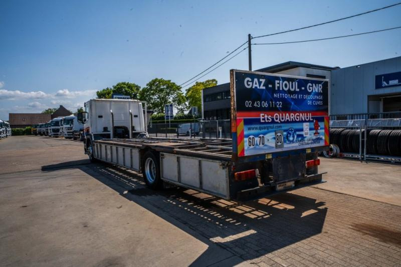 Scania P 270 (19T)- PORTE GAZ /10 PALETTES - Vrachtwagen met open laadbak: afbeelding 5 Scania P 270 (19T)- PORTE GAZ /10 PALETTES - Vrachtwagen met open laadbak: afbeelding 5