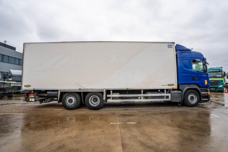 Scania R 410+CHEREAU+CARRIER 1150 MT+DHOLLANDIA 2.5T - Koelwagen vrachtwagen: afbeelding 4 Scania R 410+CHEREAU+CARRIER 1150 MT+DHOLLANDIA 2.5T - Koelwagen vrachtwagen: afbeelding 4