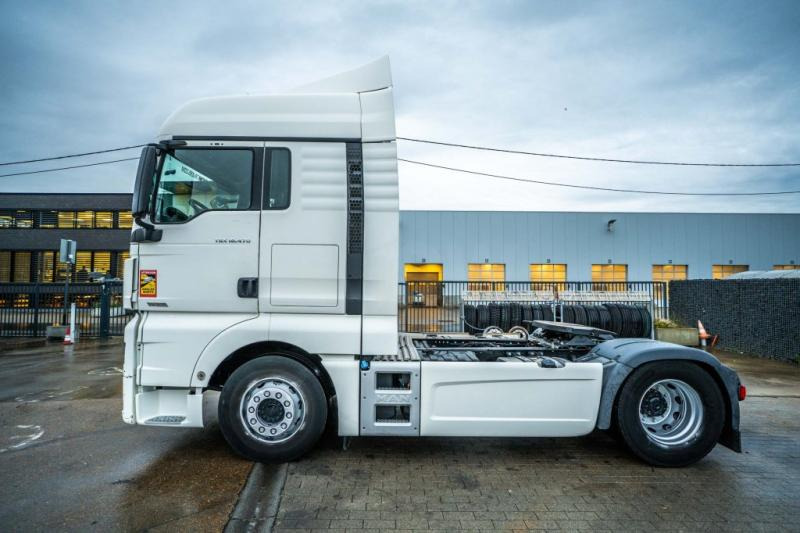 MAN TGX 18.470 XLX + INTARDER - Trekker: afbeelding 3 MAN TGX 18.470 XLX + INTARDER - Trekker: afbeelding 3