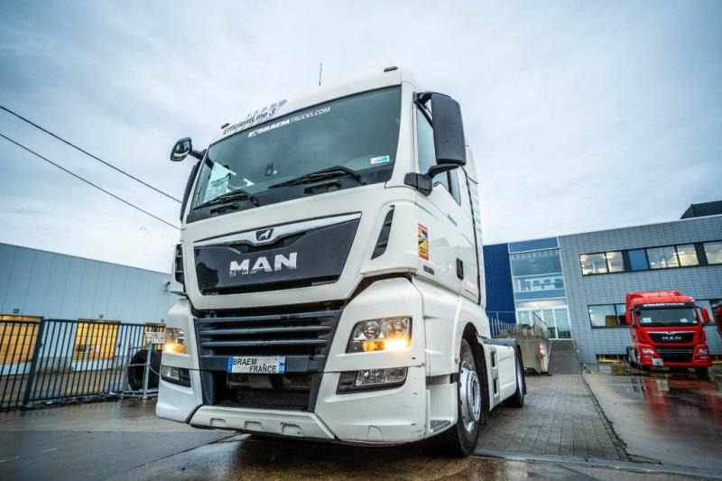 MAN TGX 18.470 XLX + INTARDER - Trekker: afbeelding 2 MAN TGX 18.470 XLX + INTARDER - Trekker: afbeelding 2