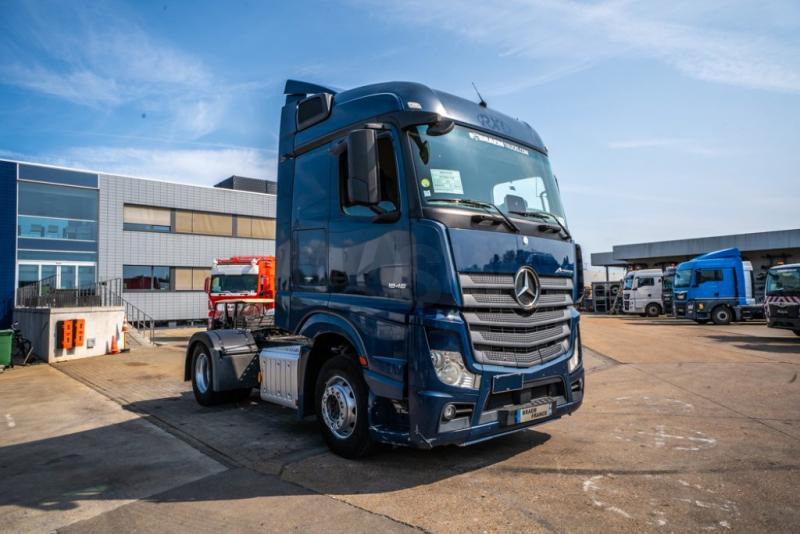 Mercedes ACTROS 1846 LS - Trekker: afbeelding 2 Mercedes ACTROS 1846 LS - Trekker: afbeelding 2