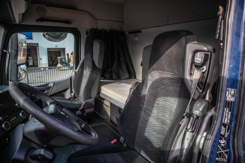 Interieur foto 2: Trekker Mercedes AROCS 1843 LS ( NO ACTROS) +HYDRAULIQUE