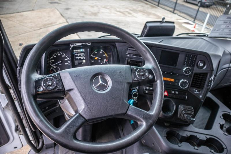 Trekker Mercedes AROCS 1846 LS (No Actros): afbeelding 7