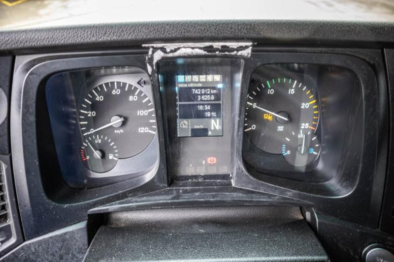 Trekker Mercedes AROCS 1846 LS (No Actros): afbeelding 8