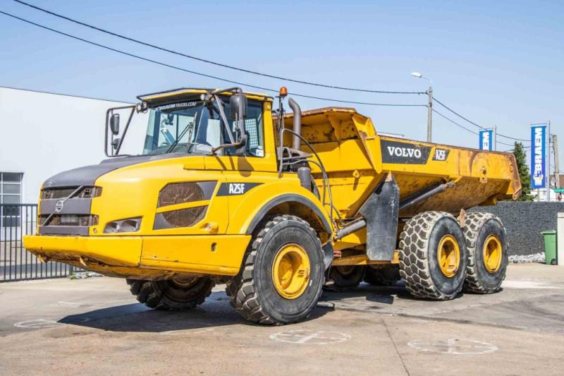 Volvo DUMPER A25F - Zelfrijdende kiepwagen: afbeelding 1 Volvo DUMPER A25F - Zelfrijdende kiepwagen: afbeelding 1