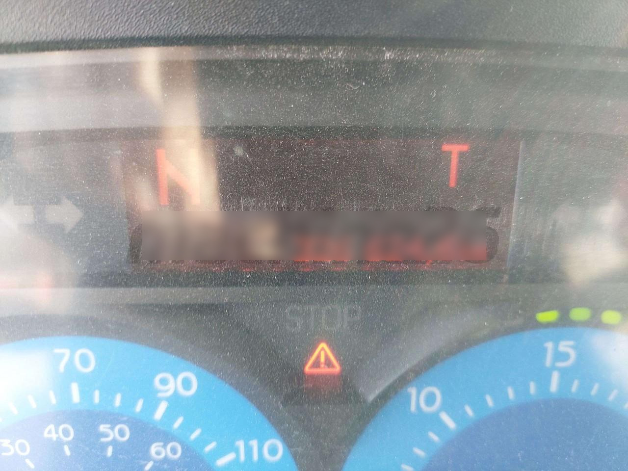 Kipper vrachtwagen voor het vervoer van bulkgoederen RENAULT MIDLUM 180: afbeelding 10