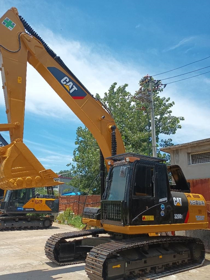 CAT 320 D2 - Rupsgraafmachine: afbeelding 2 CAT 320 D2 - Rupsgraafmachine: afbeelding 2