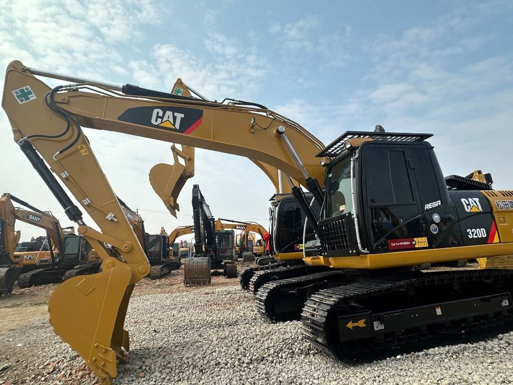 CAT 320D2 - Rupsgraafmachine: afbeelding 2 CAT 320D2 - Rupsgraafmachine: afbeelding 2