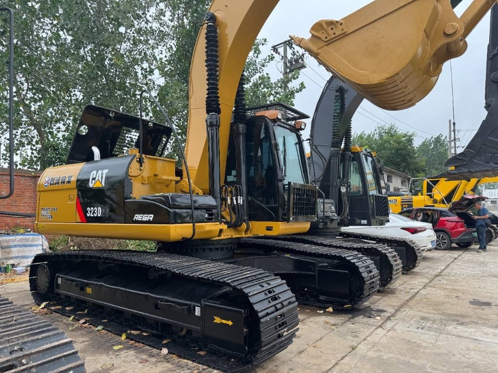 CAT 323D2 - Rupsgraafmachine: afbeelding 4 CAT 323D2 - Rupsgraafmachine: afbeelding 4
