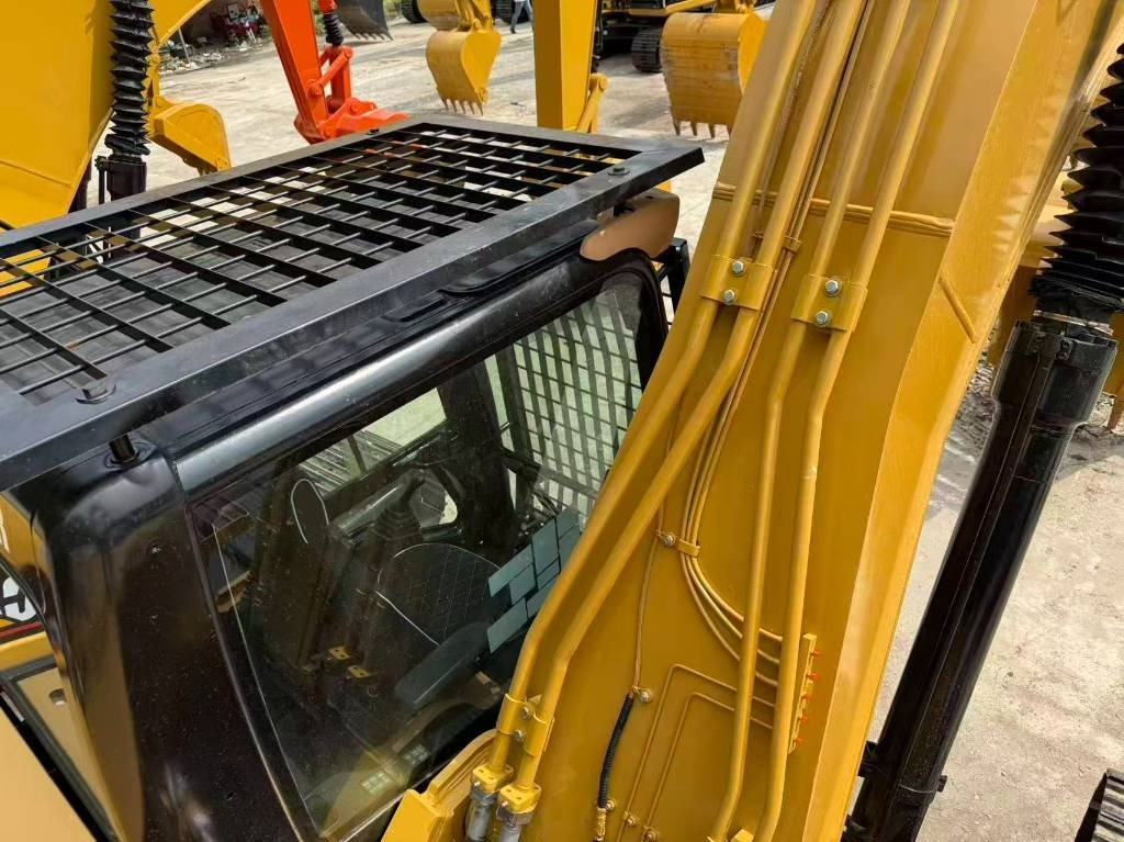 CAT 324 - Rupsgraafmachine: afbeelding 4 CAT 324 - Rupsgraafmachine: afbeelding 4