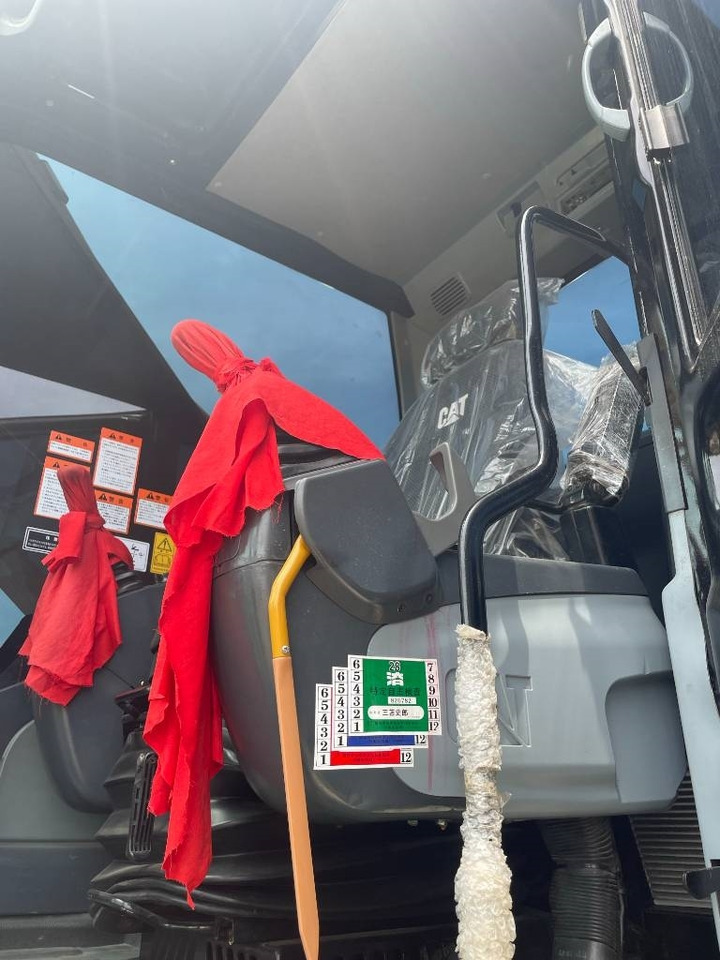 CAT 330 D - Rupsgraafmachine: afbeelding 4 CAT 330 D - Rupsgraafmachine: afbeelding 4