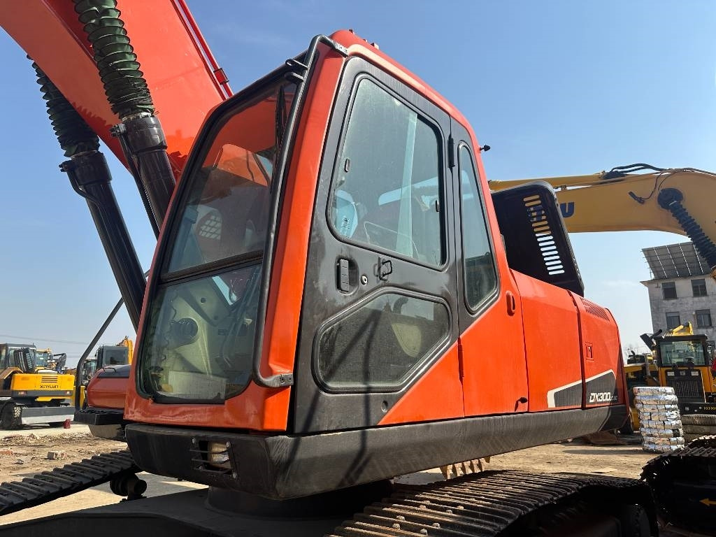 Doosan DX 300 - Rupsgraafmachine: afbeelding 4 Doosan DX 300 - Rupsgraafmachine: afbeelding 4