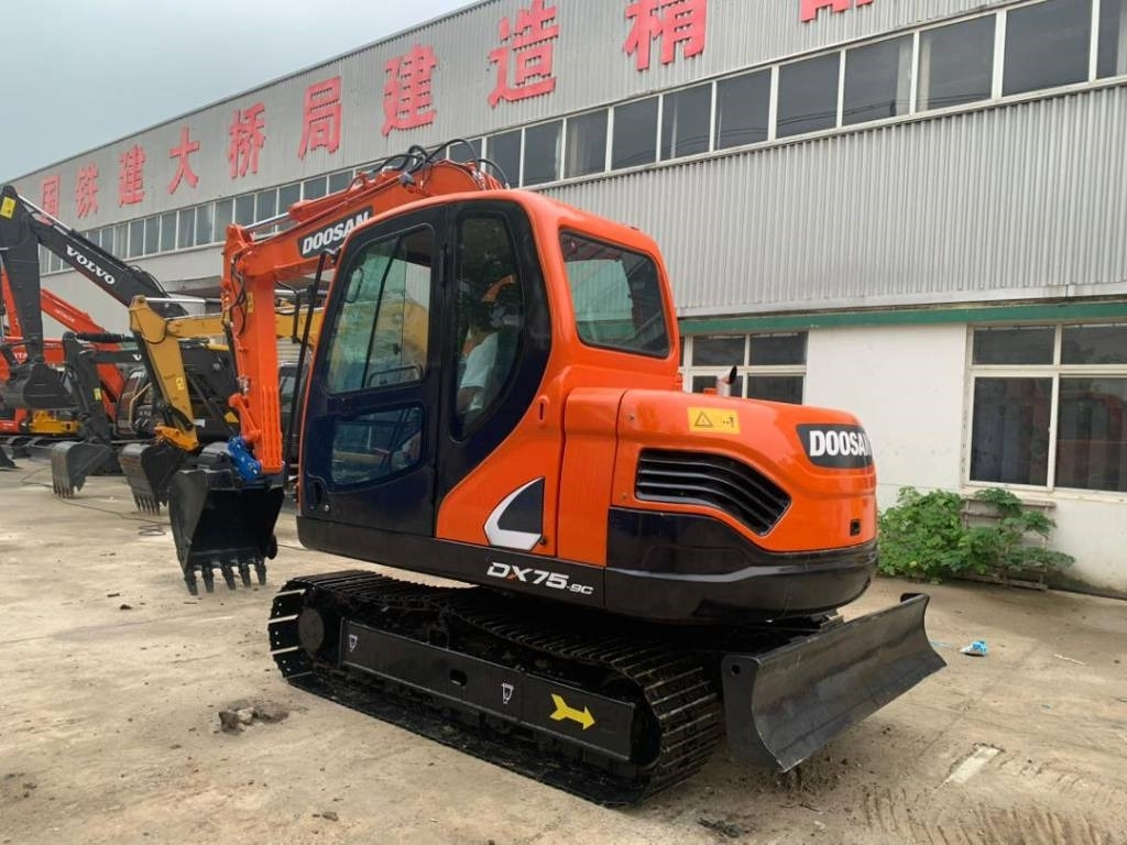 Doosan DX 75  - Minigraafmachine: afbeelding 2 Doosan DX 75  - Minigraafmachine: afbeelding 2