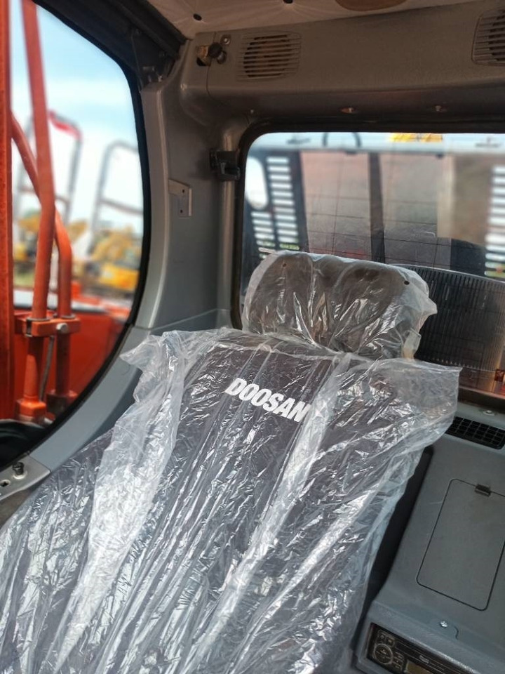 Doosan DX300LC - Rupsgraafmachine: afbeelding 5 Doosan DX300LC - Rupsgraafmachine: afbeelding 5