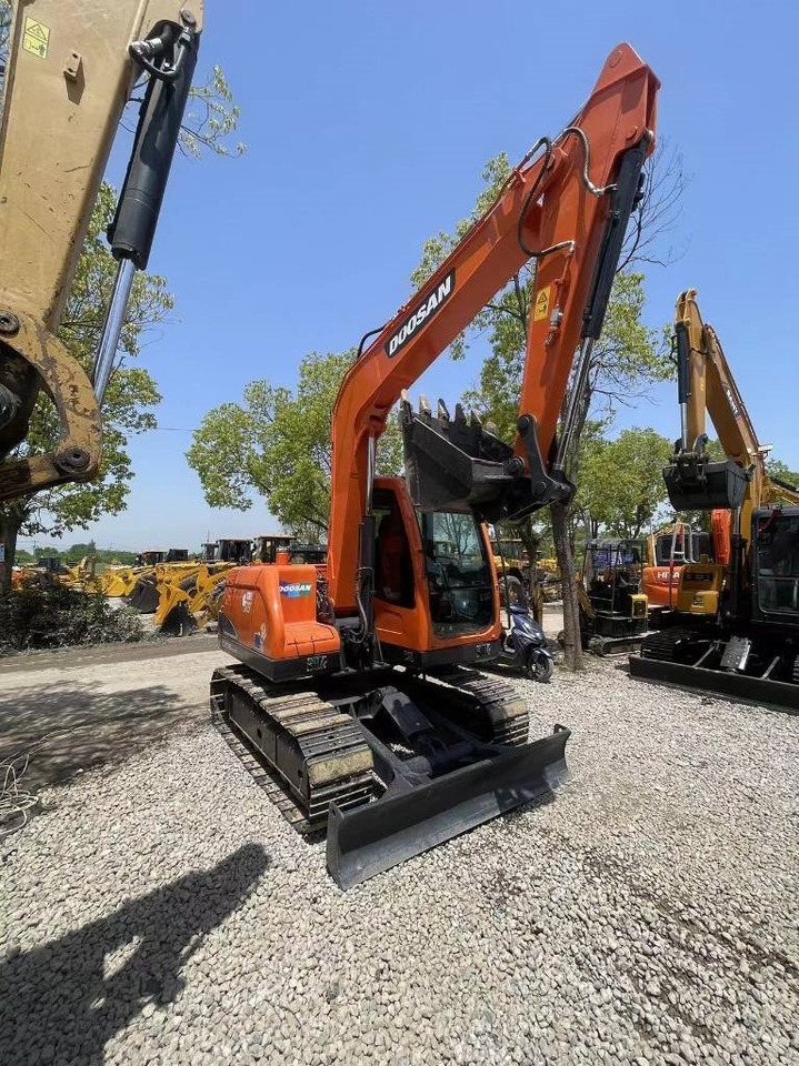 Doosan DX75 - Minigraafmachine: afbeelding 4 Doosan DX75 - Minigraafmachine: afbeelding 4