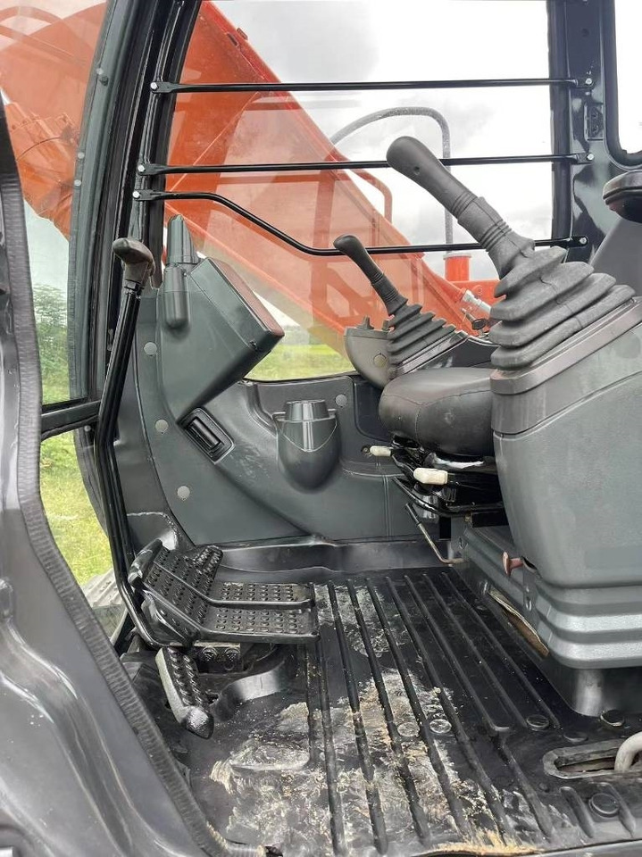 Hitachi ZX 120 - Rupsgraafmachine: afbeelding 4 Hitachi ZX 120 - Rupsgraafmachine: afbeelding 4